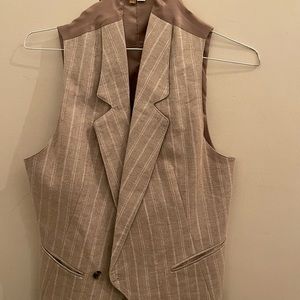 Sleeveless blazer with Calvin Klein button up shirt